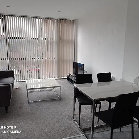 Apartment Fairway Court 2 Bedroom Private Parking City Heaven Leeds (West Yorkshire)